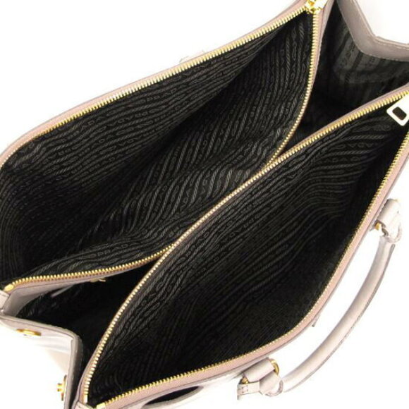 Prada Saffiano Lux leather Galleria double zip tote bag Argilla Gray - Picture 4 of 8